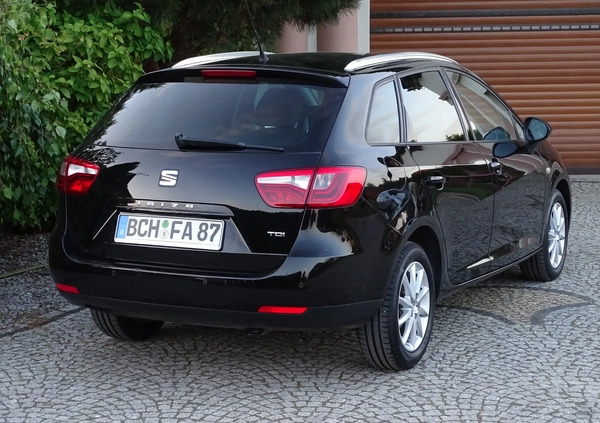 Seat Ibiza cena 29500 przebieg: 229600, rok produkcji 2016 z Mikołajki małe 704
